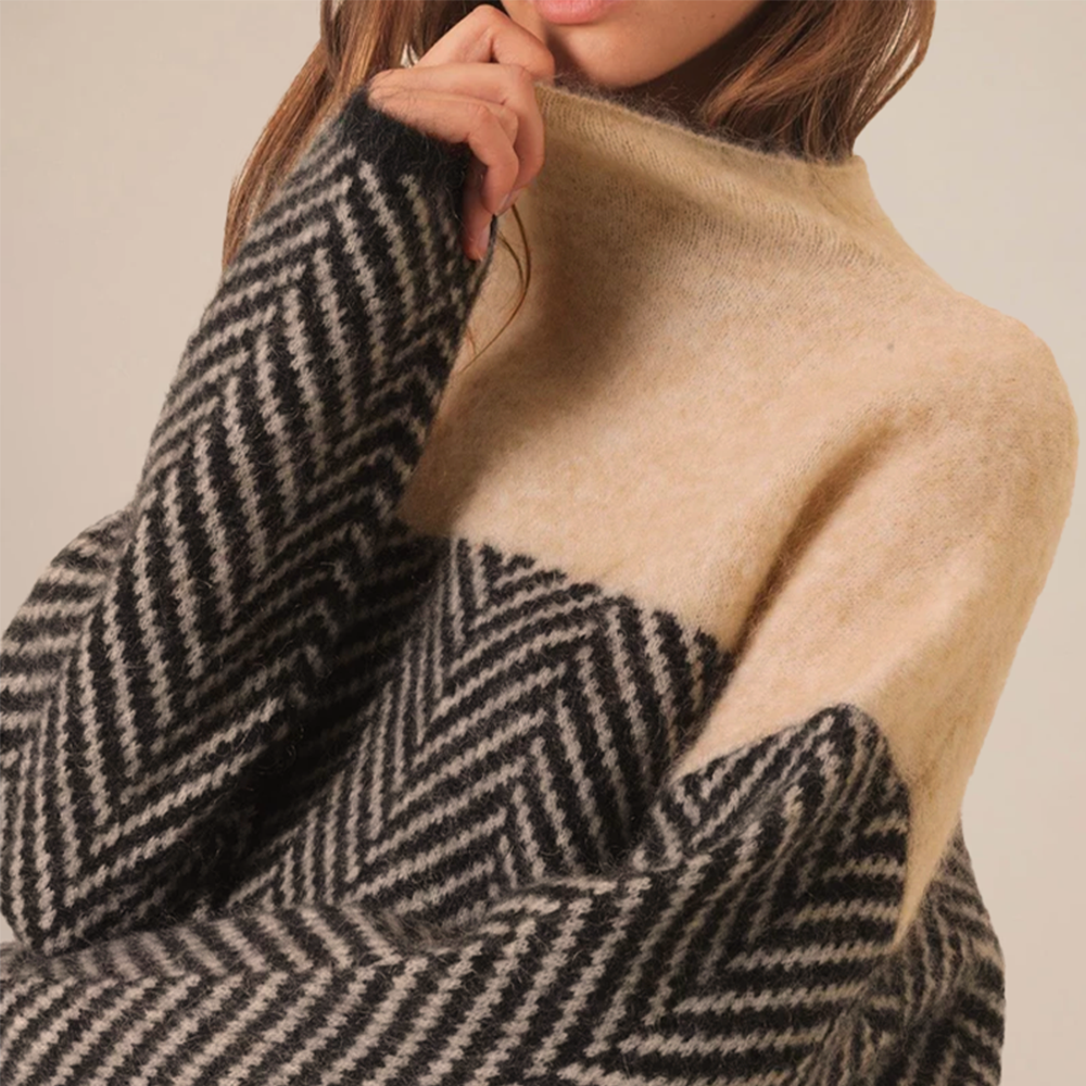 Gia™ - Luxury Turtleneck Jumper