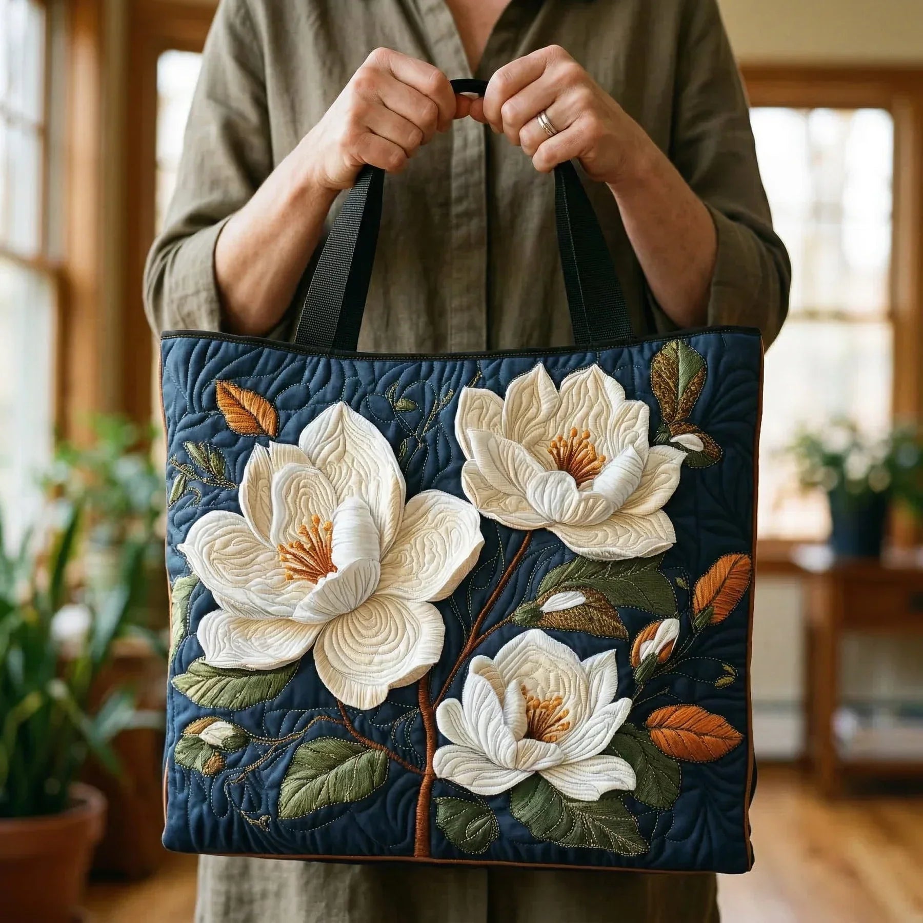 Artisan Quilted Tote - Delicate Magnolia