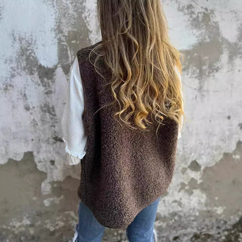 Lynora | Button-Down Short Warm Vest